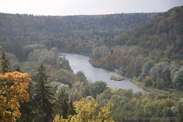 Zelta rudens iezīmējas Siguldā. Foto sponsors: www.tourism.sigulda.lv 82937