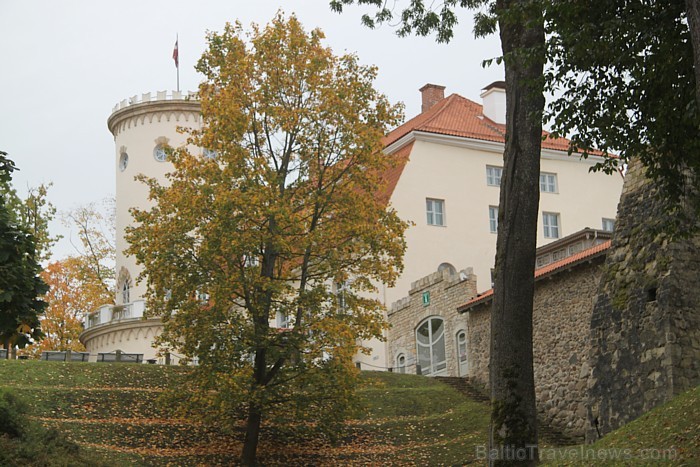 Livonijas ordeņa Cēsu viduslaiku pils un Cēsu pils parks. Foto sponsors: www.hotelkolonna.com 83094