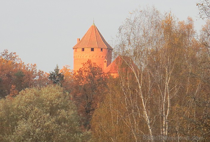 Gaujas ieleja rudens ietērpā. Foto sponsors: www.tourism.sigulda.lv 83693