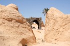 Vēja darinātās smilšu klintis Dbebcha ciemā (Tunisijā) 4