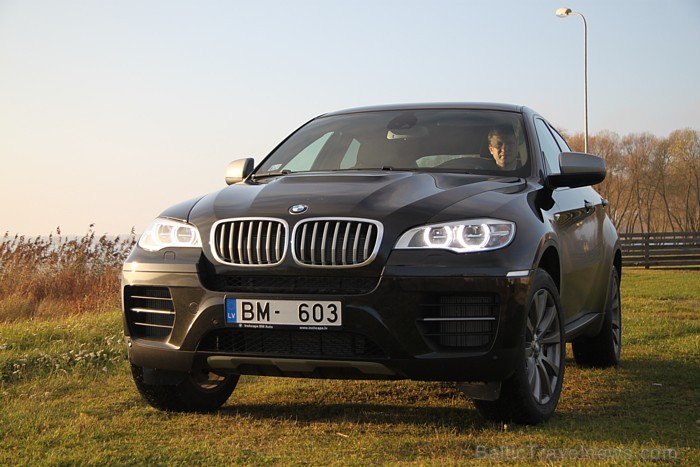 Travelnews.lv testē BMW X6 M50d, ko piedāvāja viens no BMW oficiālajiem dīleriem - www.inchcape-bmauto.lv 84130