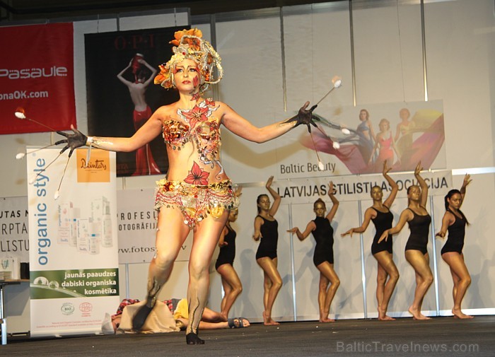 Skaistumkopšanas izstādes «Baltic Beauty 2012» konkursi  - «Body art 2012» un asociatīvā tēla konkurss. Foto sponsors: www.startours.lv 84315