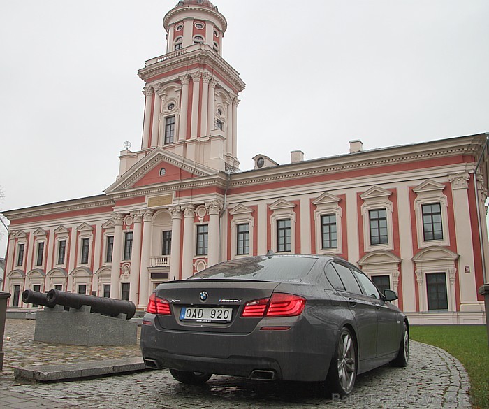 «Academia Petrina», kur tagad mājo Ģederta Eliasa Jelgavas Vēstures un mākslas muzejs. Foto sponsors: www.tornis.jelgava.lv 84398