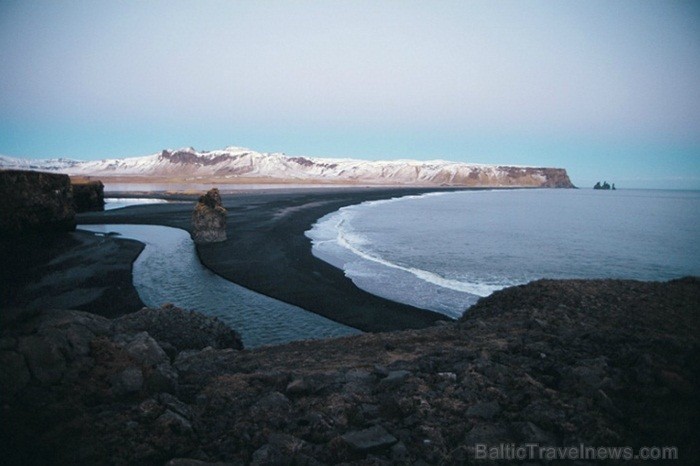 Islande jeb Īslande ir salu valsts Atlantijas okeāna ziemeļos starp Grenlandi, Norvēģiju un Britu salām. Foto: www.icelandtouristboard.com 85154