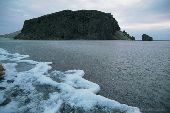 Islande jeb Īslande ir salu valsts Atlantijas okeāna ziemeļos starp Grenlandi, Norvēģiju un Britu salām. Foto: www.icelandtouristboard.com 85155