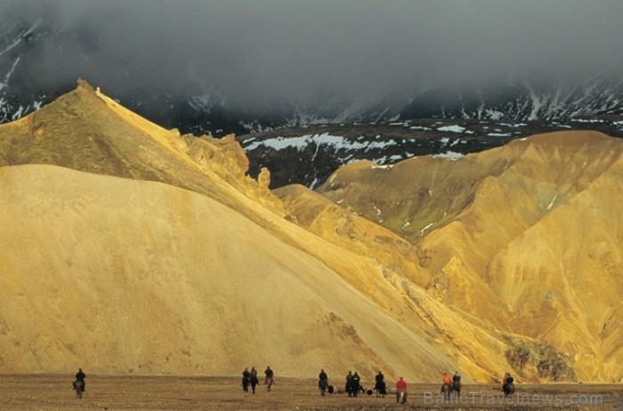 Islande jeb Īslande ir salu valsts Atlantijas okeāna ziemeļos starp Grenlandi, Norvēģiju un Britu salām. Foto: www.icelandtouristboard.com 85176