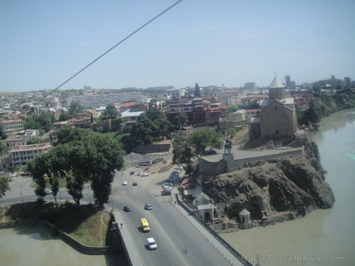 Tbilisi pilsēta un Narikala cietoksnis. Foto: www.remirotravel.lv 85446