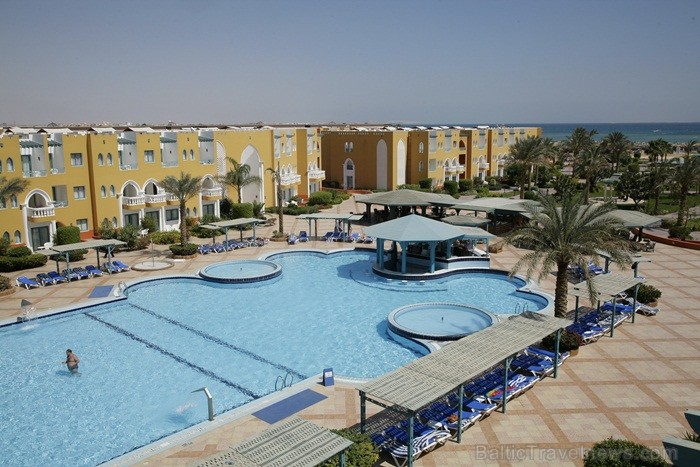 Hurgada ir Ēģiptes vispasakainākais kūrorts un tūrisma centrs, kas atrodas Sarkanās jūras krastos. Foto: www.sunrisehotels-egypt.com 85742