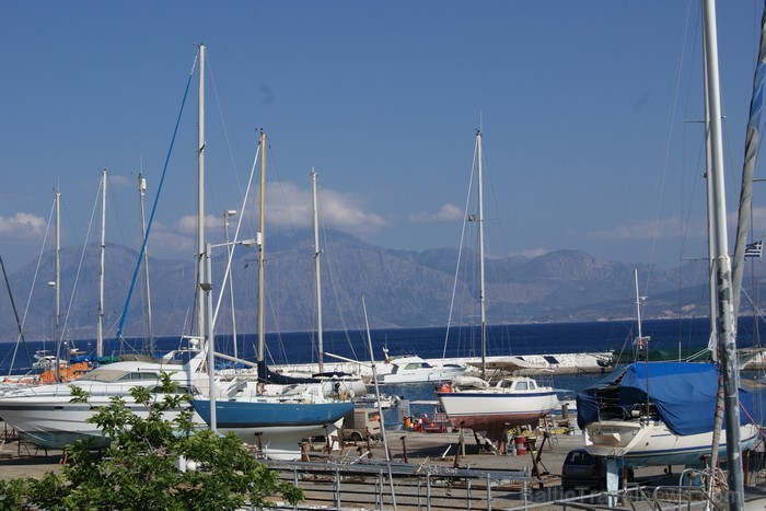 Krēta ir otra lielākā sala Vidusjūrā un lielākā sala Grieķijā. Tā katru gadu piesaista tūkstošiem tūristu un apbur gandrīz katru tās viesi. 87018