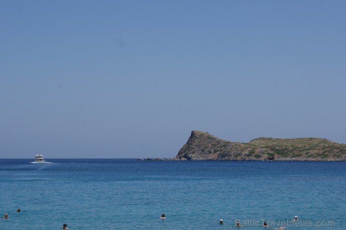 Krēta ir otra lielākā sala Vidusjūrā un lielākā sala Grieķijā. Tā katru gadu piesaista tūkstošiem tūristu un apbur gandrīz katru tās viesi. 87025