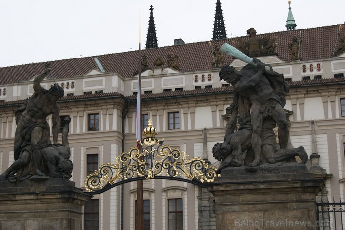 Karaliskā Čehija.. Vēsturiska, bagāta ar dažādu stilu arhitektūru, filmu režisoru iemīļota, pazīstama kā valsts, kurā ir vienas no labākajām alus šķir 87068