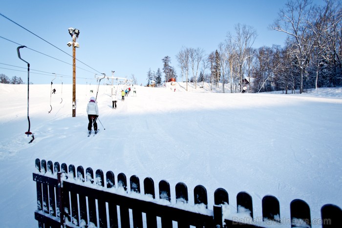 Žagarkalna trasēs gaidīti gan lieli, gan mazi slēpotāji un snovotāji. Mazie, kuri vēl tikai tikai kāps uz slēpēm vai snova, aicināti uz Bērnu slēpošan 87267