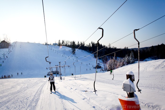 Žagarkalna trasēs gaidīti gan lieli, gan mazi slēpotāji un snovotāji. Mazie, kuri vēl tikai tikai kāps uz slēpēm vai snova, aicināti uz Bērnu slēpošan 87269