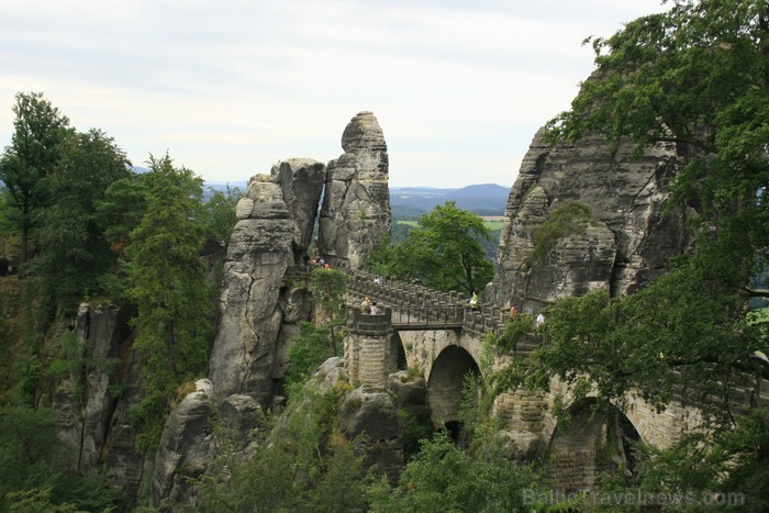 Basteja klintis. Remiro Travel piedāvā braucienus 2013. gada jūlijā un augustā uz Saksijas un Bohēmijas Šveici. Foto: www.remirotravel.lv 87279