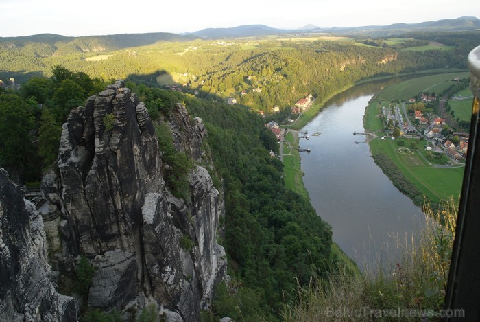 Basteja klintis Elbas krastos. Remiro Travel piedāvā braucienus 2013. gada jūlijā un augustā uz Saksijas un Bohēmijas Šveici. Foto: www.remirotravel.l 87280