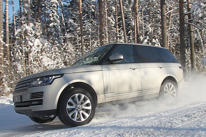 Range Rover piedāvā divas aprīkojuma paķetes - Vogue un Autobiography 87402