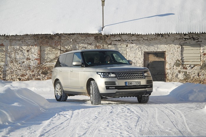 Jaunais Range Rover SDV8 Vogue ir leģendārs automobilis un tas ar jauno modeli nostiprina savu pozīciju kā pasaulē labākais luksusa klases SUV 87426