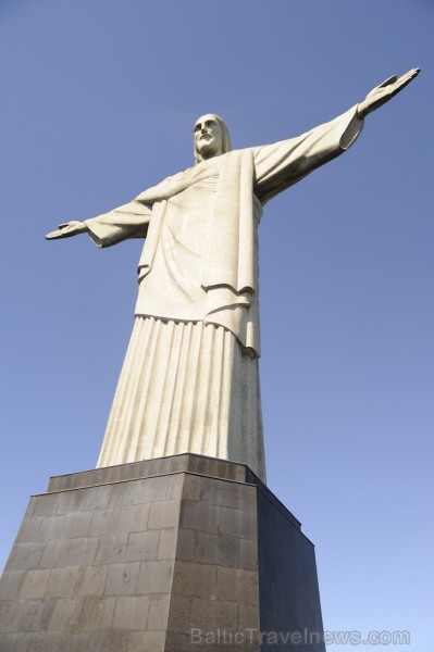 Kristus (Christ Redeemer) statuja Korkovado kalnā - www.traveltime.lv 89345