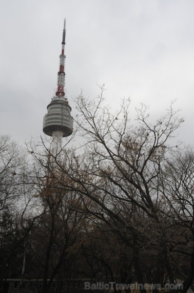 Skatu tornis Seulas augstākajā kalnā - www.traveltime.lv 89601