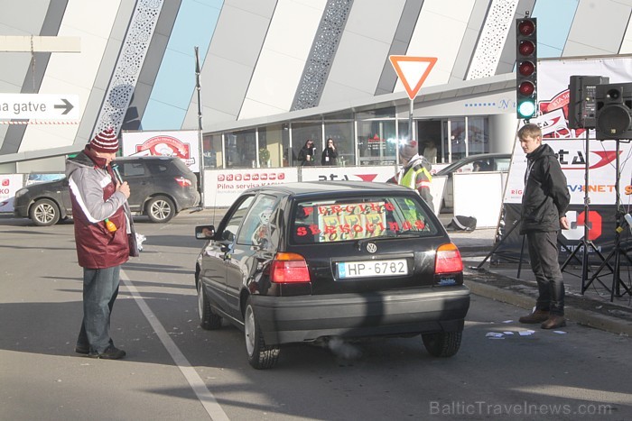 «Sieviešu dienas rallijs 2013» ko organizē Par stipru Latviju - lai nenokavētu citas bildes, tad piesakamies - www.Fb.com/Travelnews.lv 89690