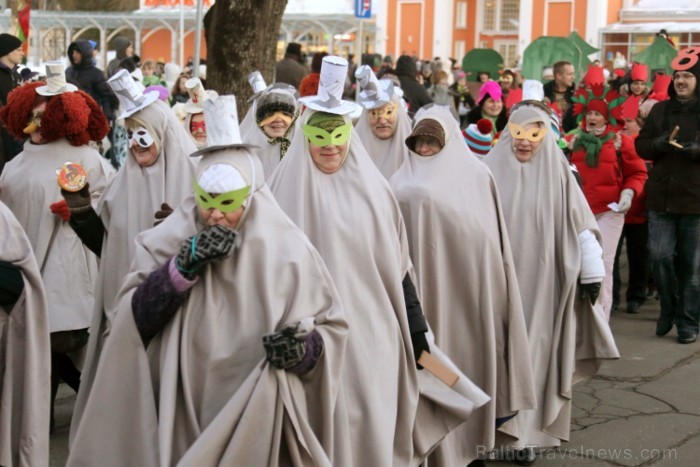 Svētdien, 2013. gada 9. martā, Siguldas Ziemas festivāla ietvaros norisinājies Ziemas festivāla karnevāls. Foto: Juris Ķilkuts, FotoAtelje.lv 90139