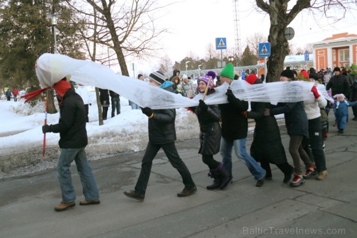 Svētdien, 2013. gada 9. martā, Siguldas Ziemas festivāla ietvaros norisinājies Ziemas festivāla karnevāls. Foto: Juris Ķilkuts, FotoAtelje.lv 90144