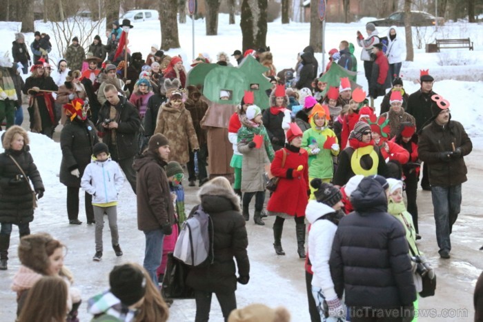 Svētdien, 2013. gada 9. martā, Siguldas Ziemas festivāla ietvaros norisinājies Ziemas festivāla karnevāls. Foto: Juris Ķilkuts, FotoAtelje.lv 90150