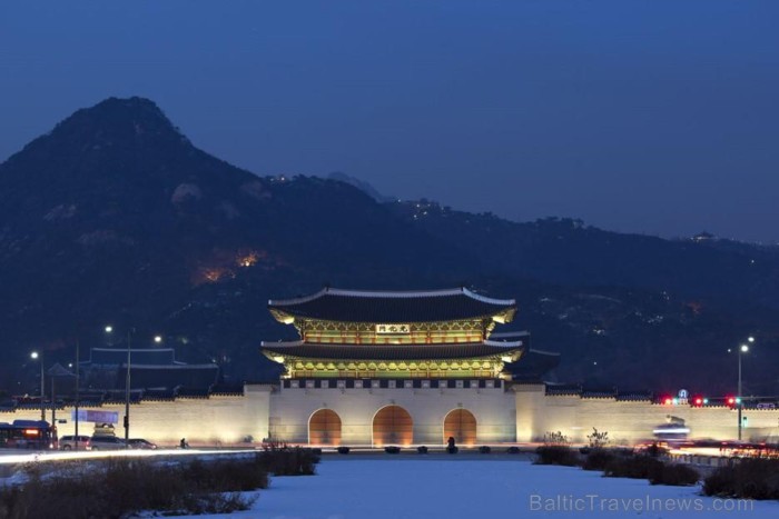 Gyeonghoeru - Gyeongbokgung pils. Šī pils daļa lietota kā pieņemšanas zāle - www.visitseoul.net 90187