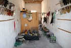 Douz – ir tipisks Tunisijas ciemats tuksnesī: tirdziņos šeit var nopirkt berberu rotaslietas un kamieļu ādas izstrādājumus, iedzīvotāji audzina vēja s 9