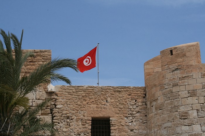 Ghazi Mustapha Fort ir nozīmīgs tūrisma objekts Džerbas salā (Tunisija). Tas tika celts 15.gds., kad sultāns Abu Fares gatavojās cīņai pret spāņu kara 90374