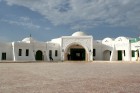 Guellala ciematā (Džerba, Tunisija) atrodas etnogrāfijas muzejs. Te var iepazīt Tunisijas tautas vēsturi: tradīcijas, paražas, kāzu rituālus, bērna pi 1