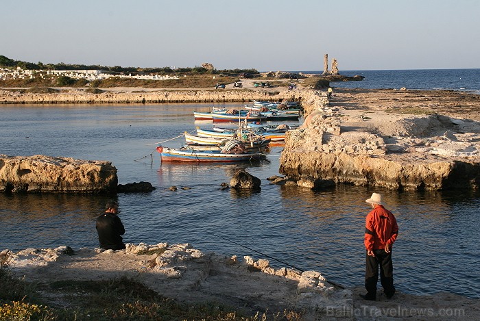 Mahdija ir neliela Tunisijas pilsēta, kura atrodas valsts dienvidu piekraste. Mahdija ir klasisks Tunisijas kūrorts ar daudziem zivju restorāniem, bal 90537