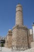 Susa ir Tunisijas trešā lielākā pilsēta. Tās vecpilsēta atrodas aiz 2 km garas aizsargsienas, kura tika uzcelta 859. gadā. Vecpilsēta ir iekļauta UNES 15