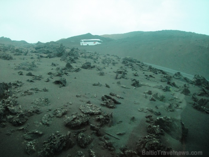 Lansarotes sala- Mēness ainavas tepat uz zemes- sastingušas lavas tuksnesis, vulkāniskas izcelsmes alu sistēmas   www.remirotravel.lv 91118
