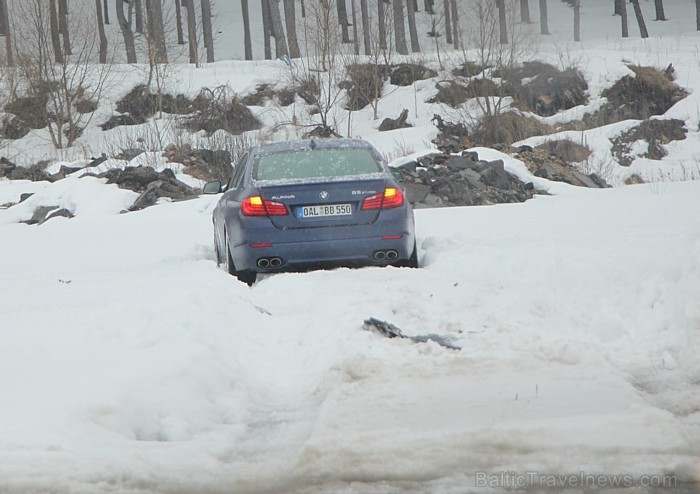 Pirmo reizi Latvijā BMW Alpina piedāvāja 11.04.2013 vienlaicīgi testēt 4 modeļus (D5, B5, B6 un B7) ar www.inchcape-bmauto.lv atbalstu 91806