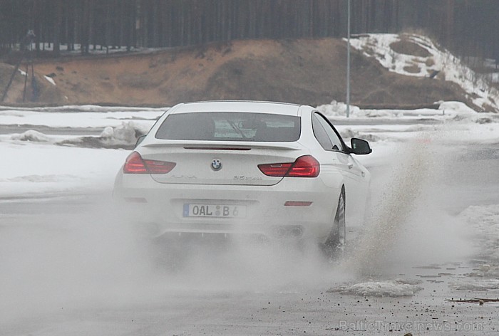 Pirmo reizi Latvijā BMW Alpina piedāvāja 11.04.2013 vienlaicīgi testēt 4 modeļus (D5, B5, B6 un B7) ar www.inchcape-bmauto.lv atbalstu 91810