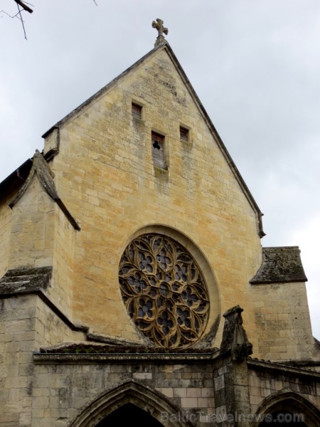 Klosteris Chartreuse St Sauveur ir neaizmirstams 15.gadsimta arhitektūras un vēstures piemineklis. Tas atrodas pilsētā Villefranche-de-Rouergue un ir  91917