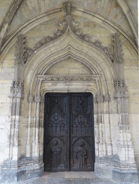 Klosteris Chartreuse St Sauveur ir neaizmirstams 15.gadsimta arhitektūras un vēstures piemineklis. Tas atrodas pilsētā Villefranche-de-Rouergue un ir  91918