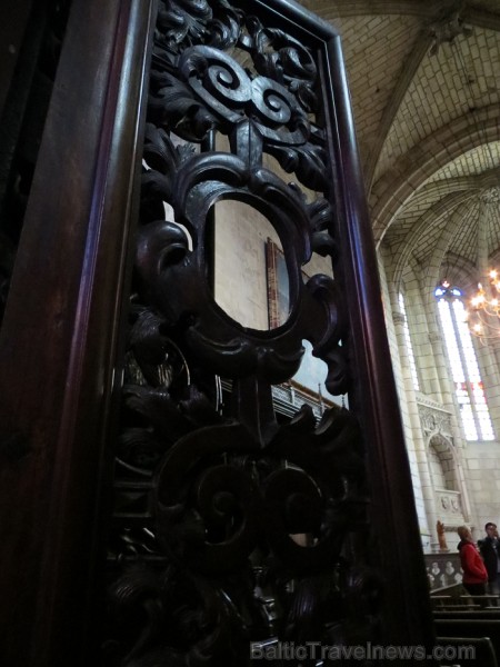 Klosteris Chartreuse St Sauveur ir neaizmirstams 15.gadsimta arhitektūras un vēstures piemineklis. Tas atrodas pilsētā Villefranche-de-Rouergue un ir  91925