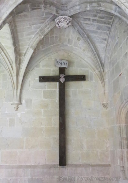 Klosteris Chartreuse St Sauveur ir neaizmirstams 15.gadsimta arhitektūras un vēstures piemineklis. Tas atrodas pilsētā Villefranche-de-Rouergue un ir  91933