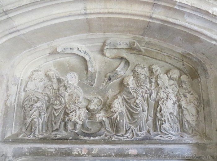 Klosteris Chartreuse St Sauveur ir neaizmirstams 15.gadsimta arhitektūras un vēstures piemineklis. Tas atrodas pilsētā Villefranche-de-Rouergue un ir  91936