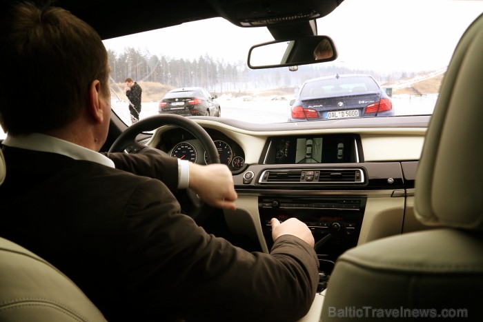 Travelnews.lv redakcija testē BMW Alpina modeļus sporta kompleksā 333. Foto: Juris Ķilkuts, www.fotoatelje.lv 92145