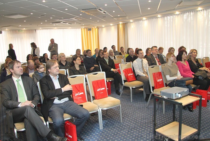 Viesnīcas Radisson Blu Rīdzene konferenču zālē 17.04.2013 pulcējās Latvijas ceļojumu konsultanti 92568