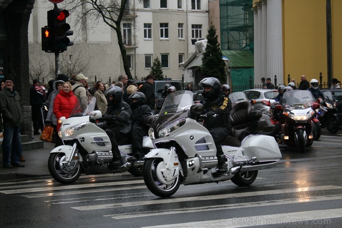 Motociklu sezona 2013 ir oficiāli atklāta, pulcējot ne mazums interesentu Rīgas ielās. 92892