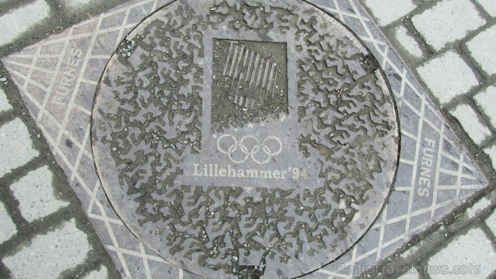 1994. gada Olimpisko spēļu logo Lillehammeres ielās sastopams arī pēc gandrīz diviem gadu desmitiem. 93369
