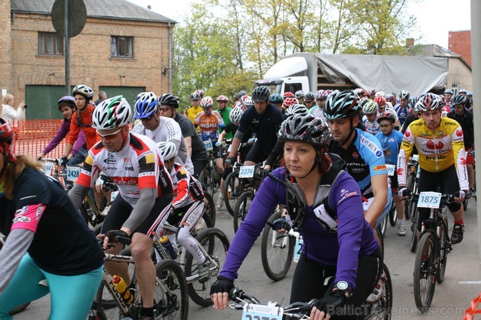 2013. gada pirmais SEB MTB posma starts tika dots Cēsīs, lai jau tālāk riteņbraucēji varētu doties līdz pat Valmierai. 93992