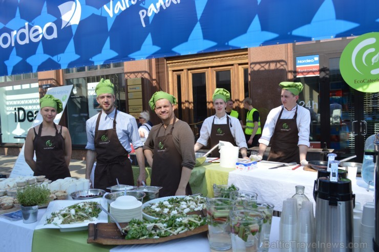 Nordea Rīgas maratona dalībnieku vidū bija redzams arī Atpūtas centra Lido kolektīvs, kam 19.05.2013 maratons bija liels notikums, jo uzņēmumam šī bij 94553