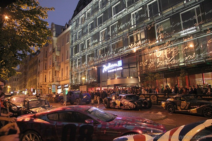 Bagātnieku rallijs «Gumball 3000» Rīgā nakšņo Radisson Blu Elizabete (www.radissonblu.lv/elizabetehotel-riga) 94735