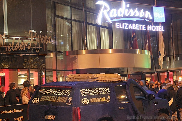 Bagātnieku rallijs «Gumball 3000» Rīgā nakšņo Radisson Blu Elizabete (www.radissonblu.lv/elizabetehotel-riga) 94745