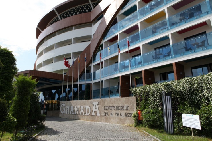 GRANADA LUXURY RESORT 5* UAI (SIDE) – fasādes skats. Foto sponsors: www.goadventure.lv 95451